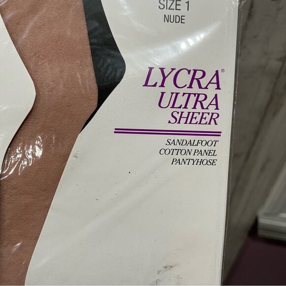 New! On The Go! Lycra Ultra Sheer Pantyhose Size 1 Control Top Nude Made USA - Picture 2 of 4